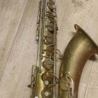 12 saxophone ténor mark VI