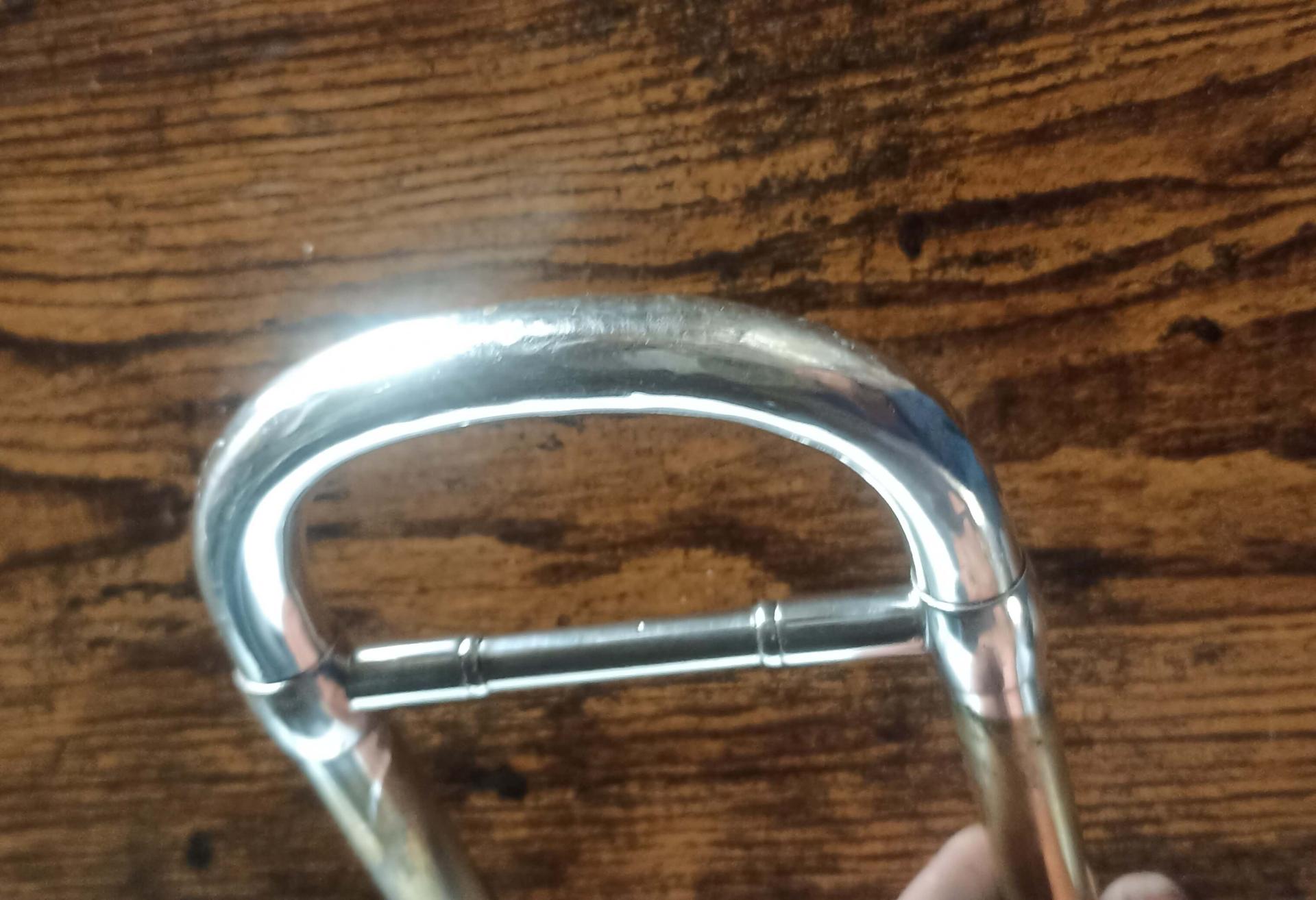 29 débosselage coulisse accord trombone